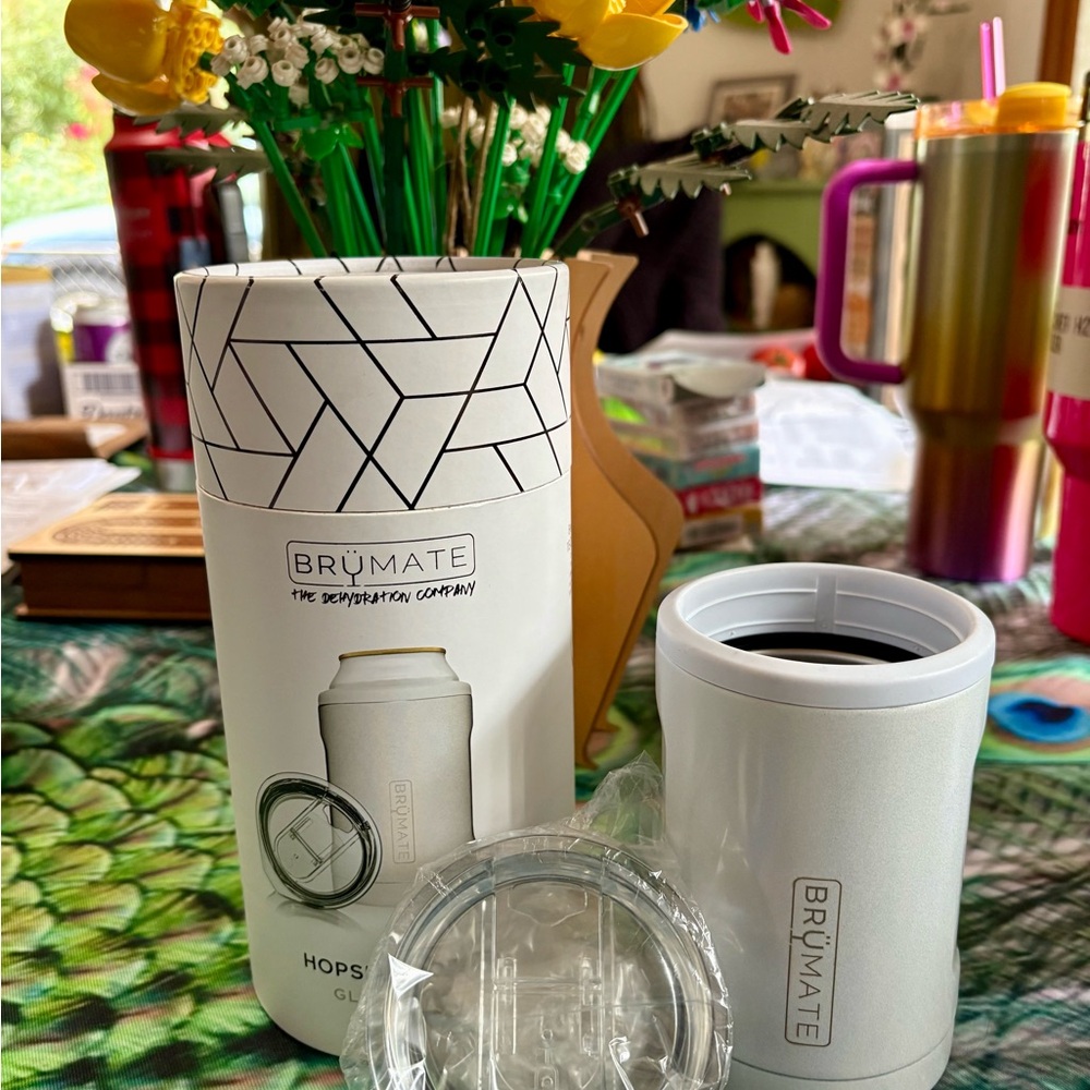 Brumate Glitter White 12oz Hopsulator Duo 2-in-1 Can Cooler